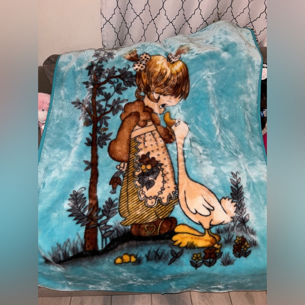 Vintage Precious Moments Blue Girl Goose Duck Kids Bed Fall